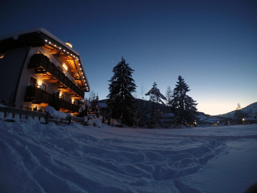 Amadelodge Ваграйн Екстериор снимка