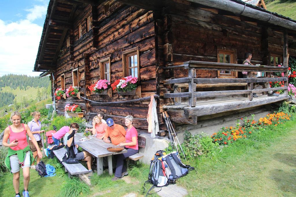 Amadelodge Ваграйн Екстериор снимка