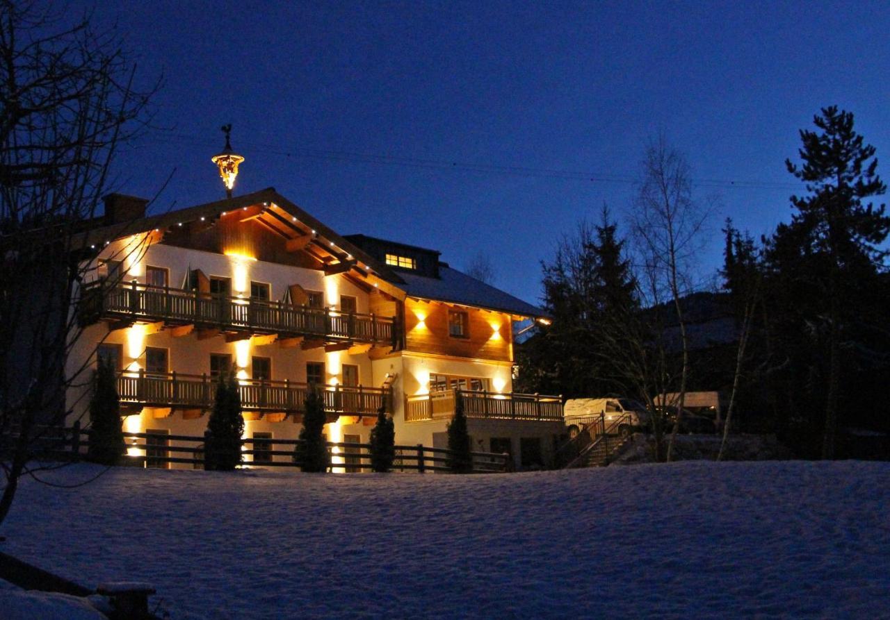 Amadelodge Ваграйн Екстериор снимка
