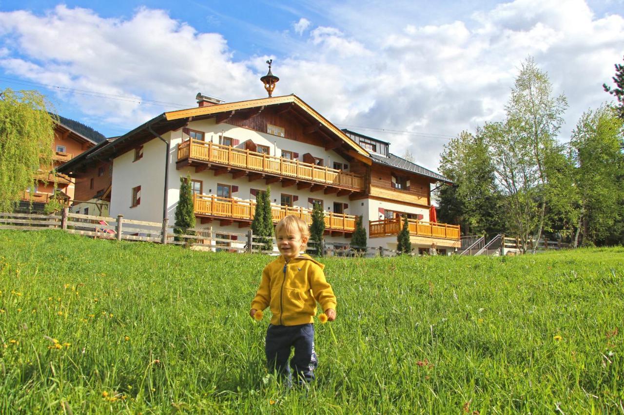 Amadelodge Ваграйн Екстериор снимка